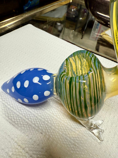 Ripkitty 5” Peacock Dry Herb Hand Pipe Borosilicate Glass - Colors May Vary