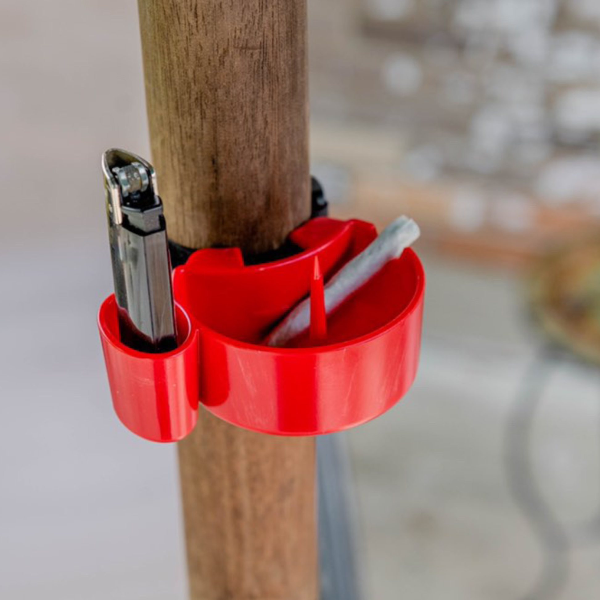 Snowtree TreeHouse Pink Bong Attachable Ashtray