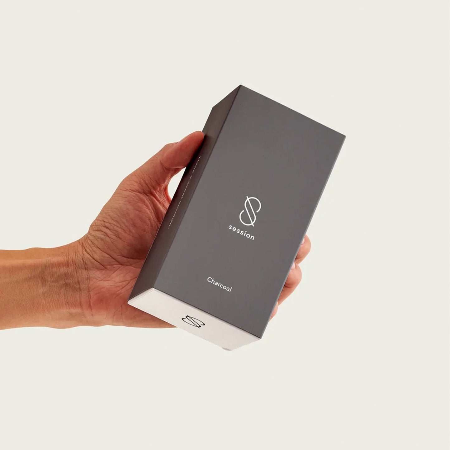 Session Modern Hand Pipe Borosilicate Glass Silicone Case